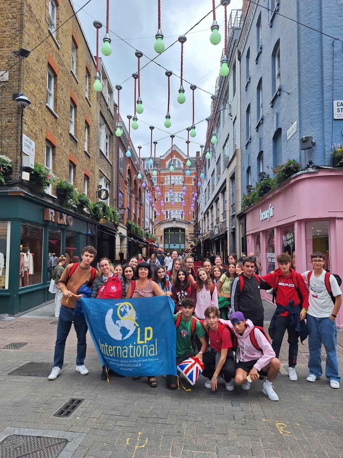 Kengsington Museum, Hyde Park & Oxford St.