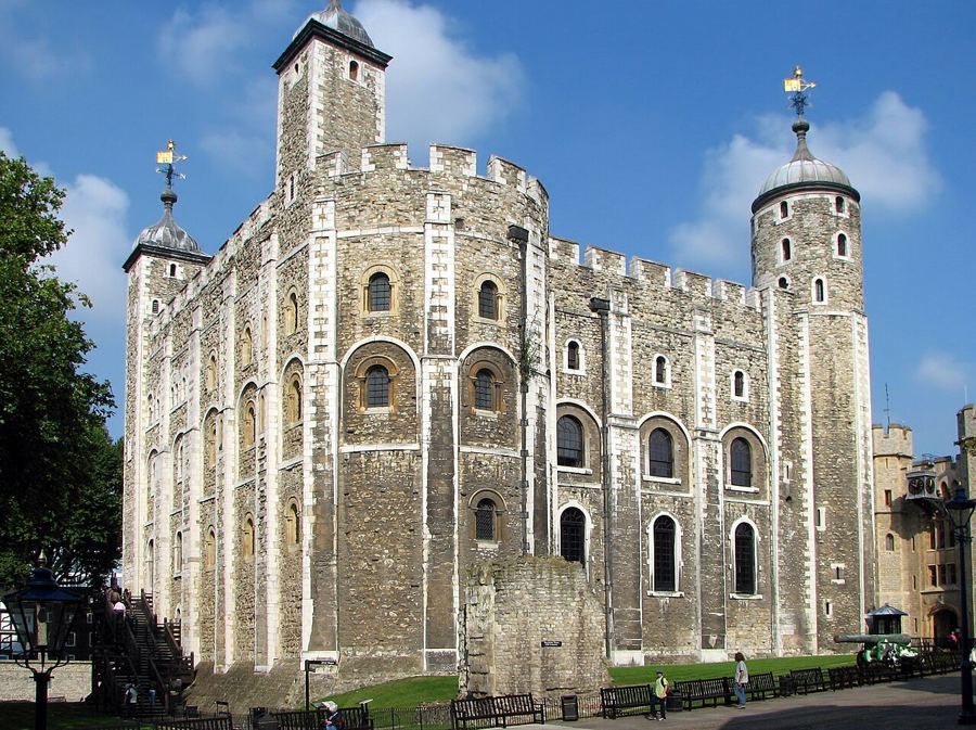 Thameside Tour · Tower of London