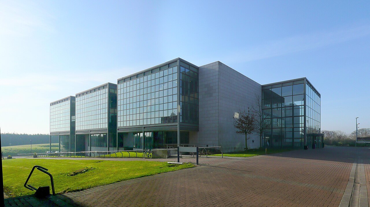 Un campus moderno, chiuso e protetto