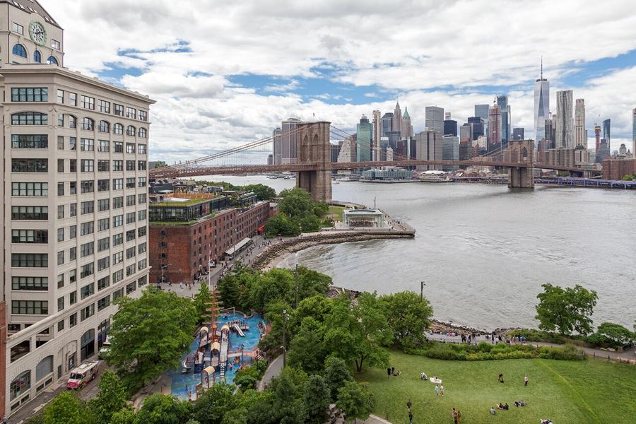 Brooklyn Bridge · DUMBO
