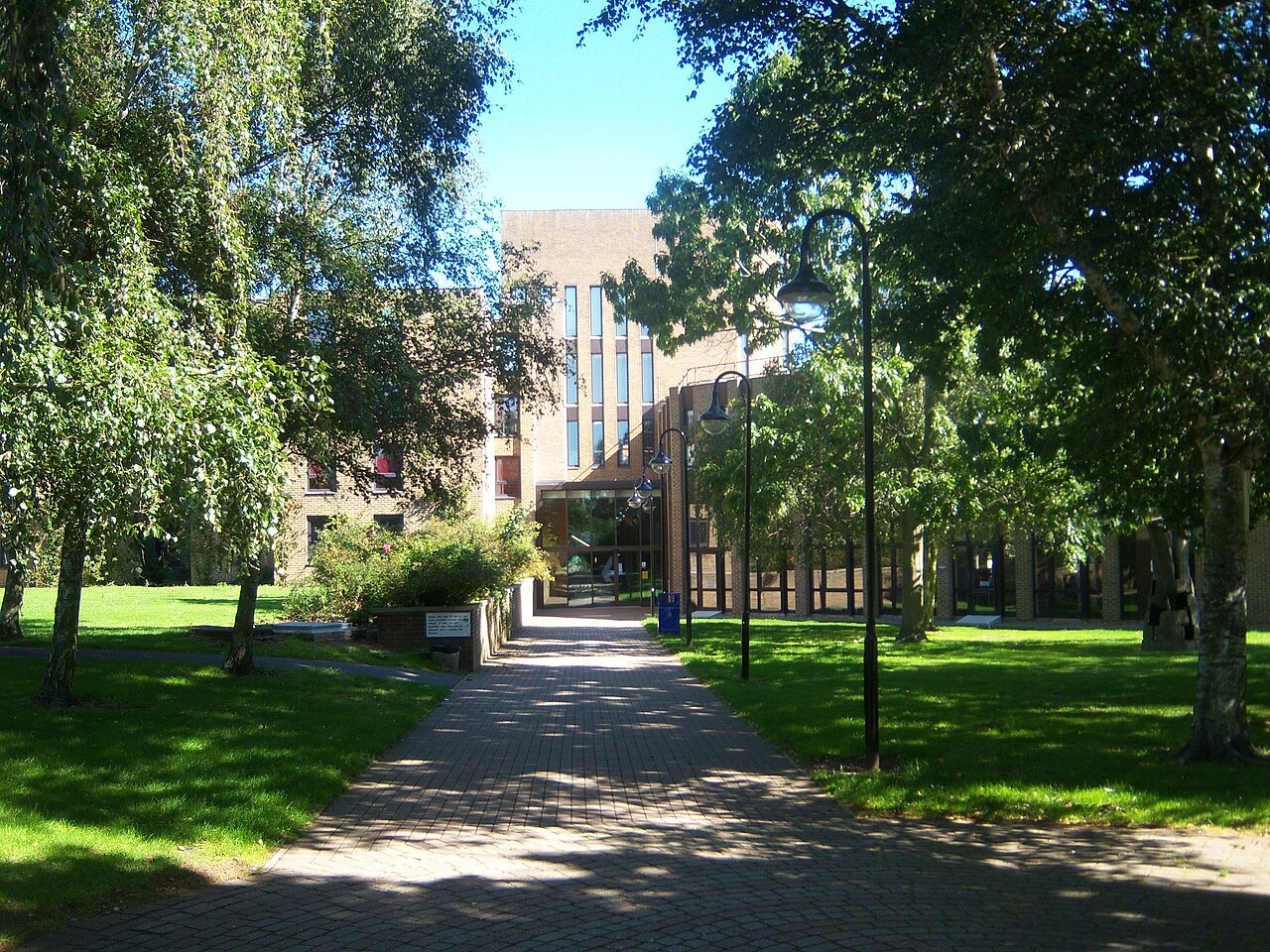 University of Kent, sulla collina di Canterbury